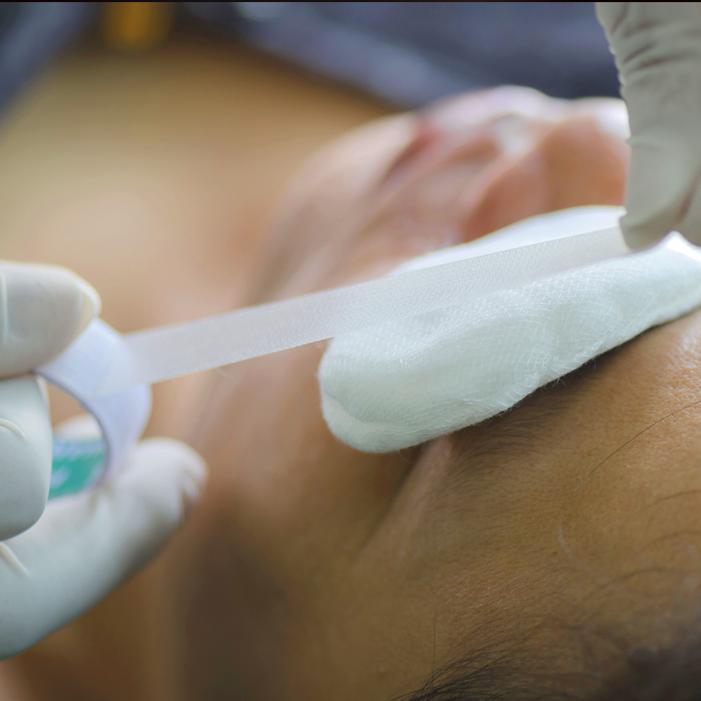 eye emergency treated at Blue Springs Optical